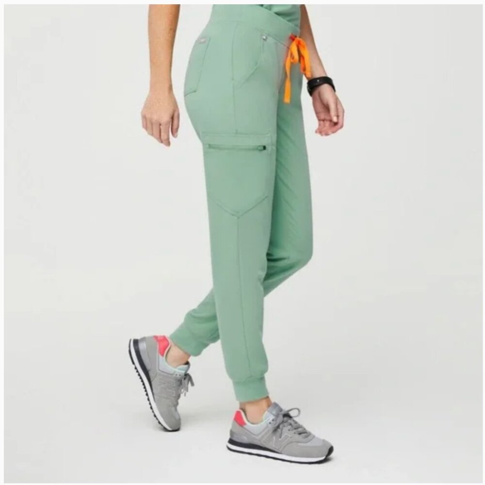 FIGS RARE COLOR women's Jade Zamora™ - Jogger Scrub Pants - S / Jade